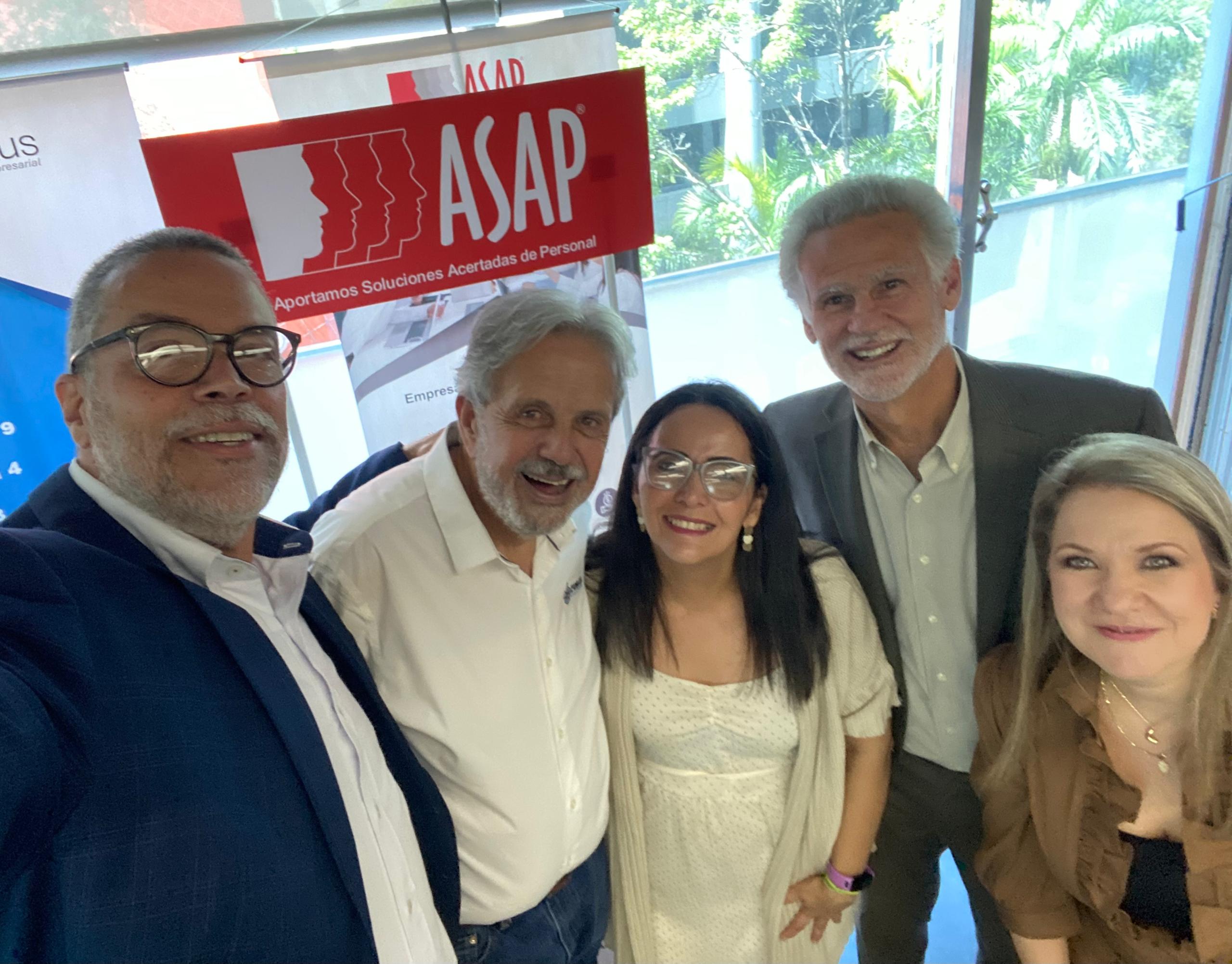 40 años de Éxito: Celebrando a Nuestros amigos y aliados Forja Consultores 